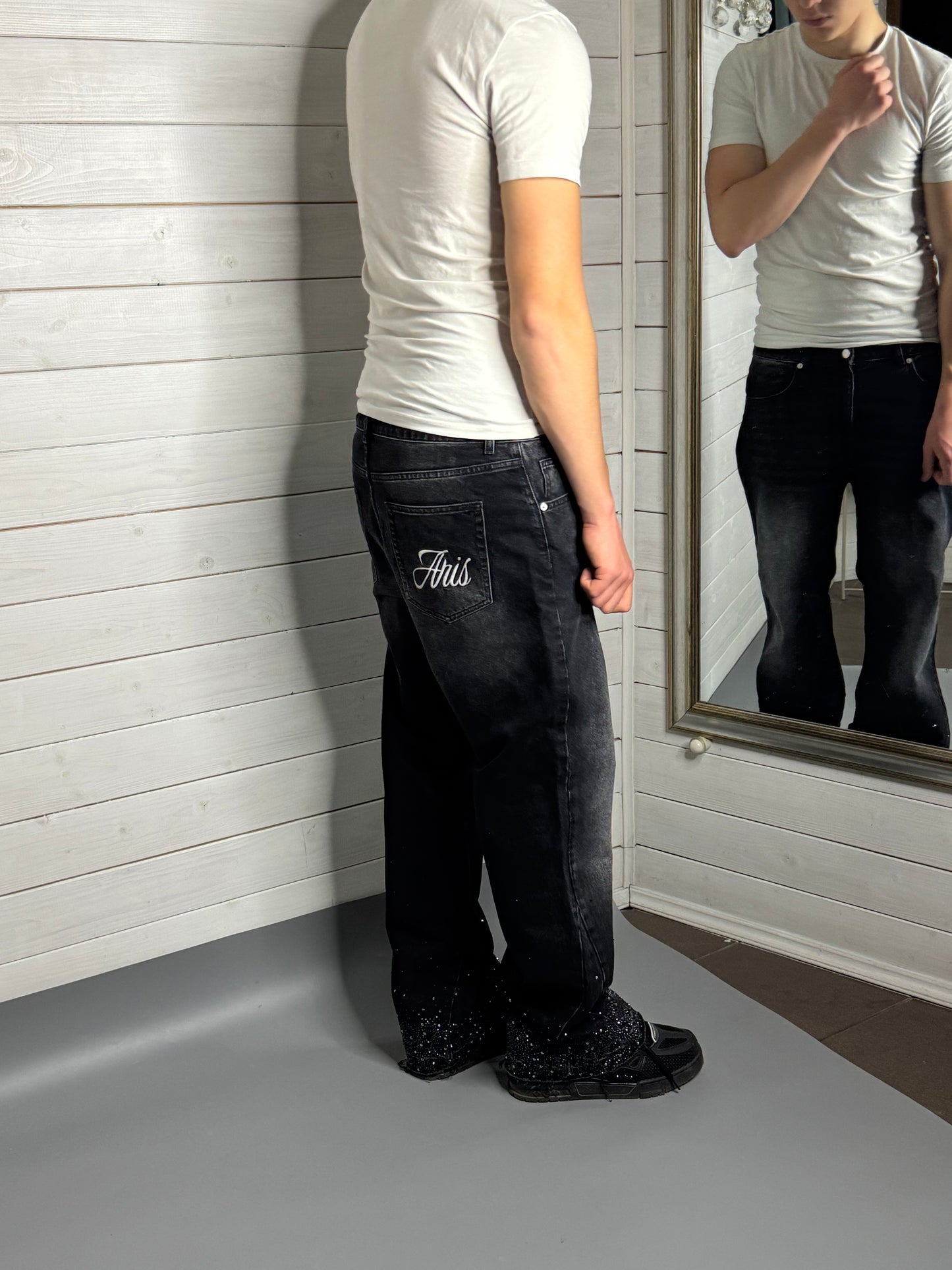 ARIS2WRLD FLARED RHINESTONE JEANS