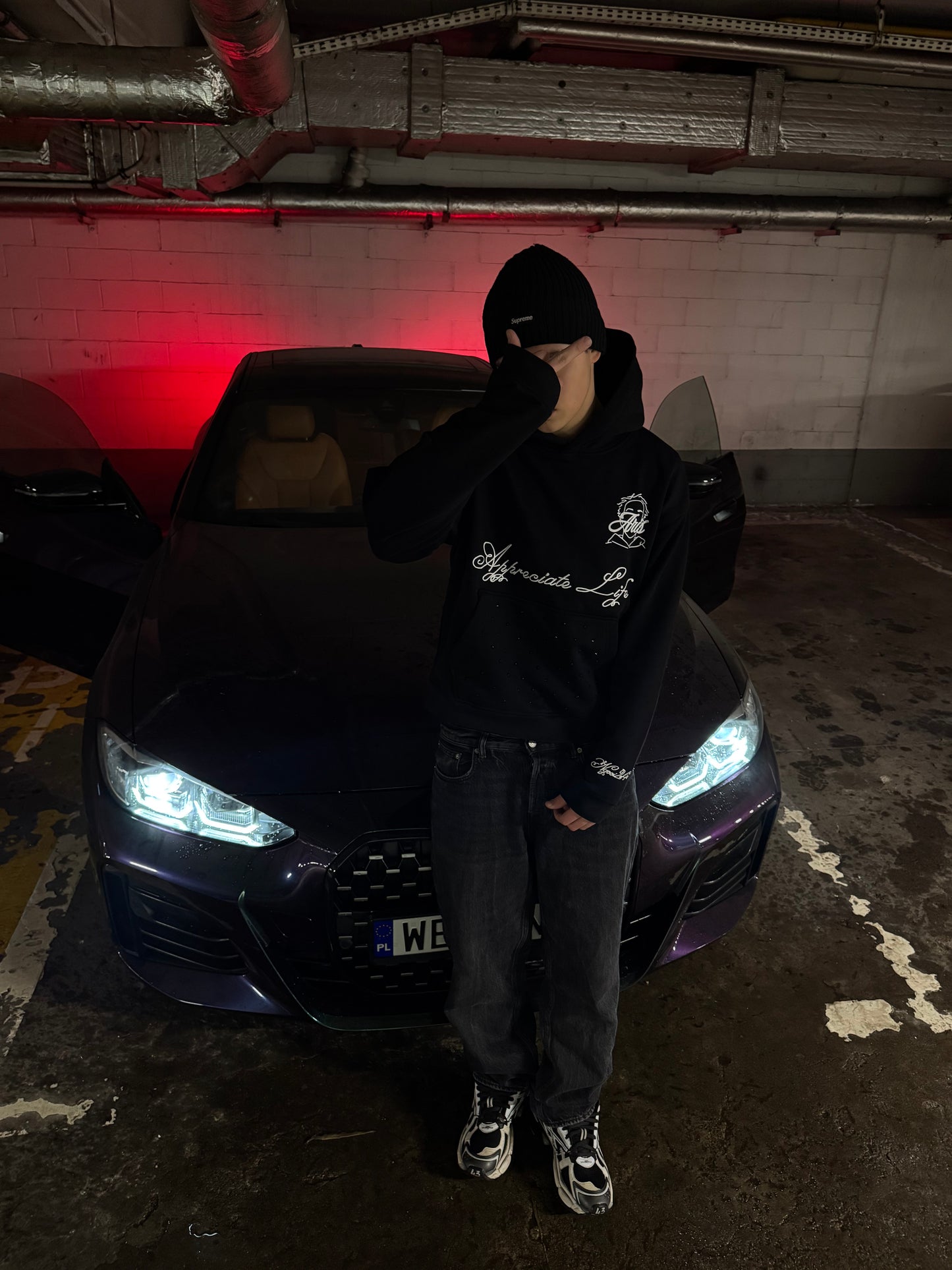 ARIS2WRLD x NGVOI24 HOODIE