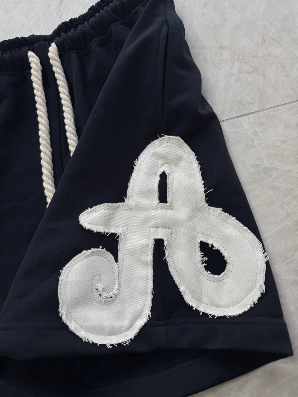 ARIS2WRLD SHORTS NAVY BLUE
