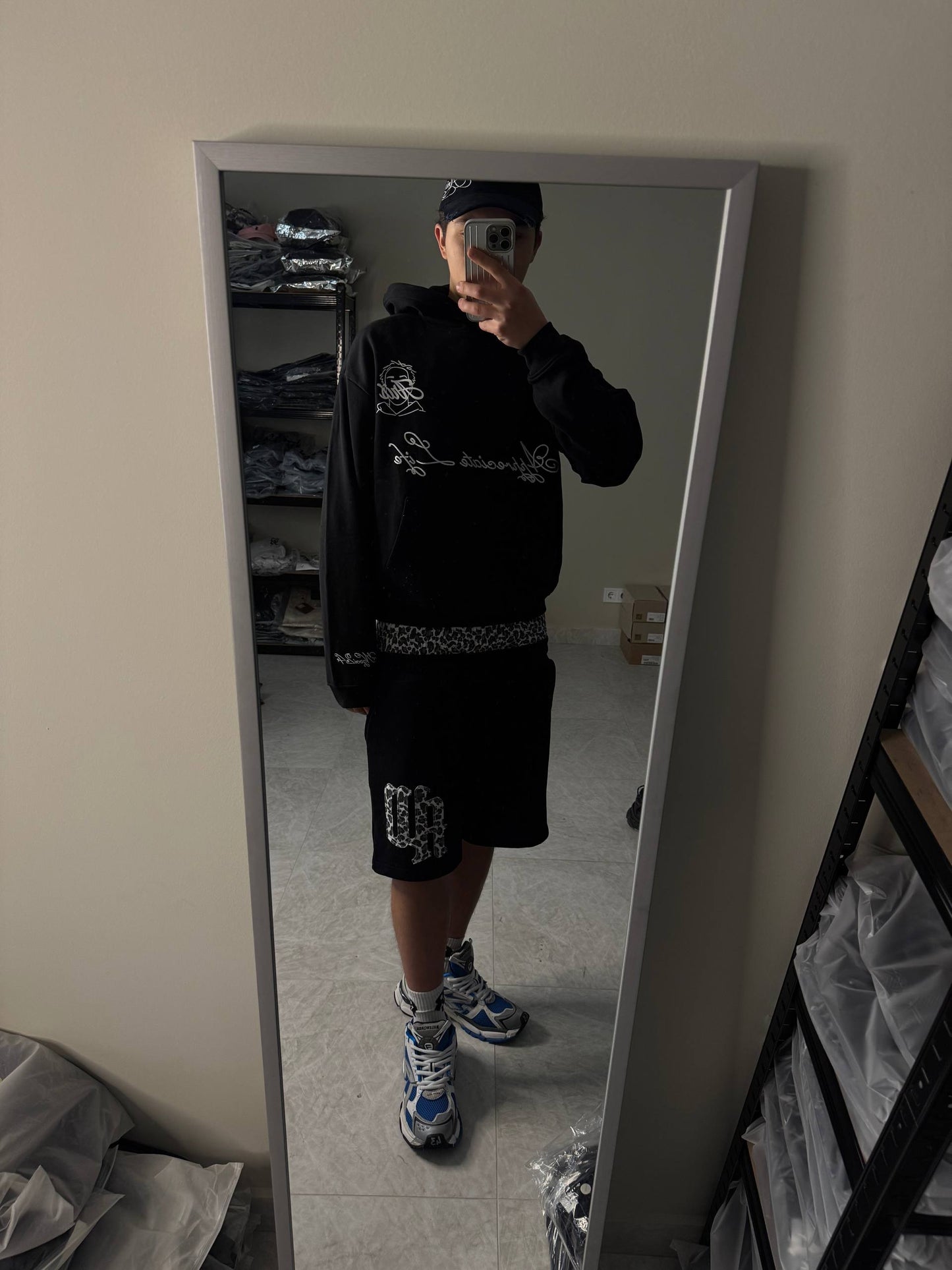 Aris2wrld DoubleWaist Leo Shorts Black