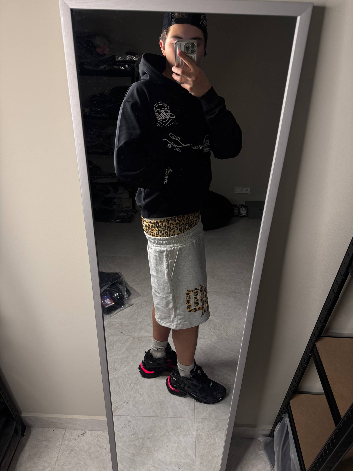 Aris2wrld DoubleWaist Leo Shorts Grey